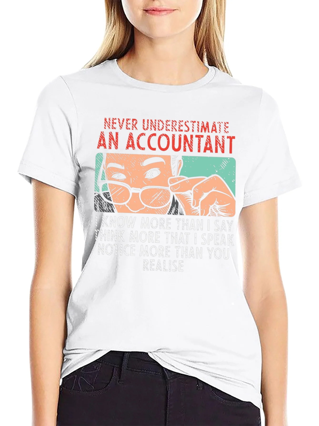 Accountant T-Shirt - Never Underestimate